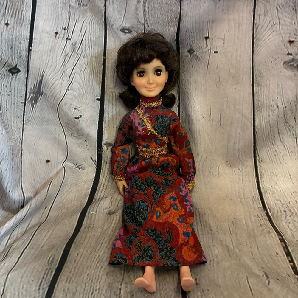 VINTAGE VINYL HARD PLASTIC DOLL 18 INCH HASBRO 1972 AIMEE SLEEP EYES DARK HAIR‎